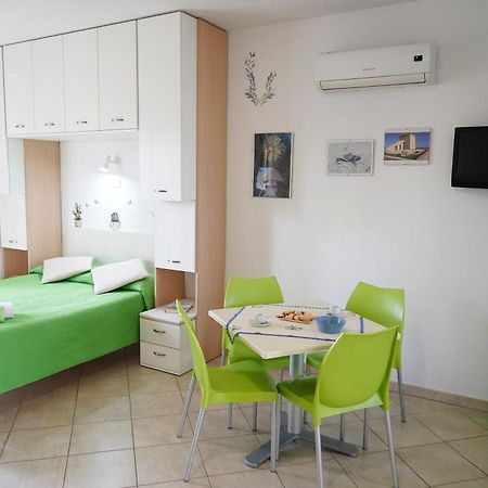 Dolly Monolocali Apartman Porto Cesareo Kültér fotó